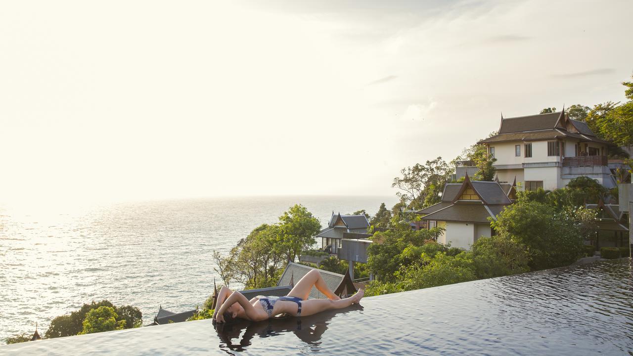 Grand Pool Villa